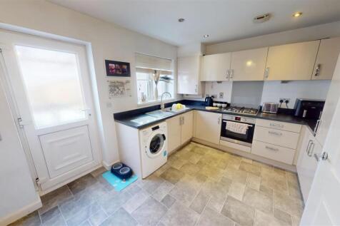 Deerfield Close Kitchen