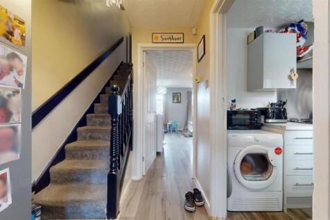 Cansfield Street Hallway