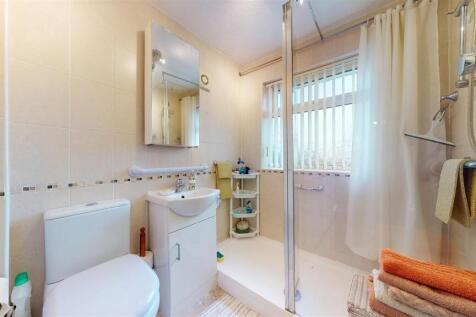 Carr Mill Road Shower Room