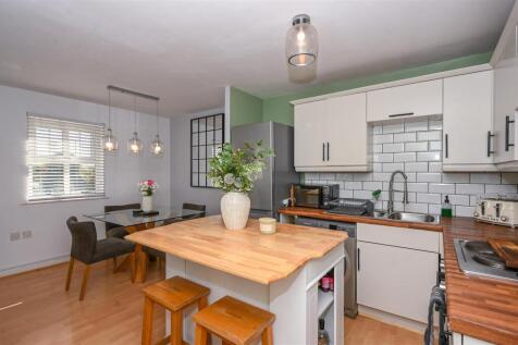 Piele Road - Kitchen