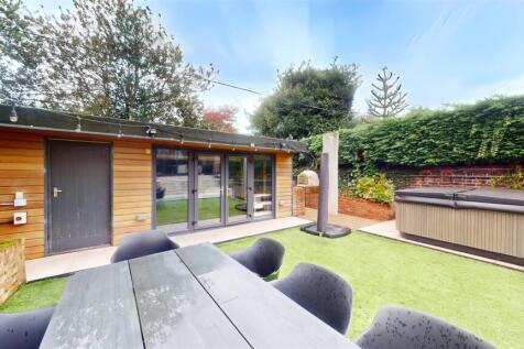Dentons Green Lane Rear Garden