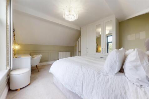 Dentons Green Lane Bedroom