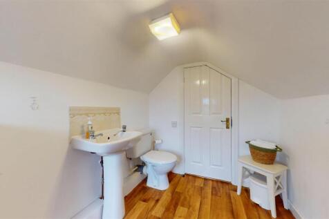 Dentons Green Lane WC