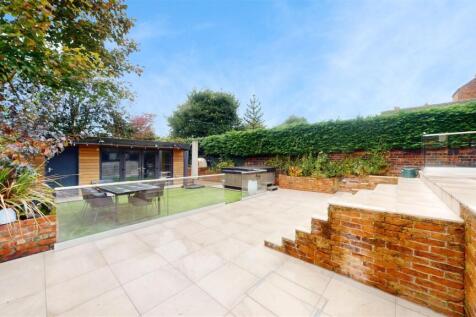 Dentons Green Lane Rear Garden