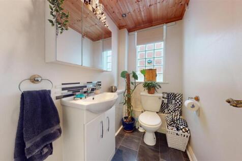 Bold Road Ground Floor W/C