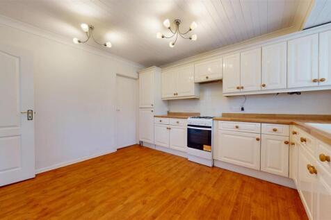 Humber Crescent Kitchen