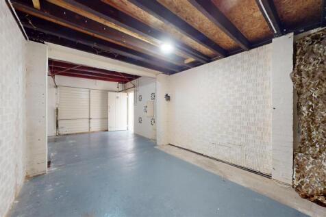 Humber Crescent Garage