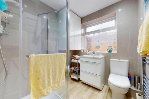 Windsor Road Shower Room