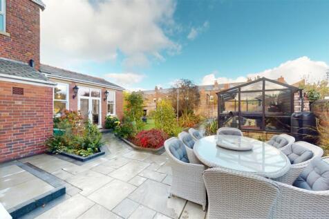 Kings Road Rear Garden