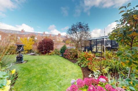 Kings Road Rear Garden