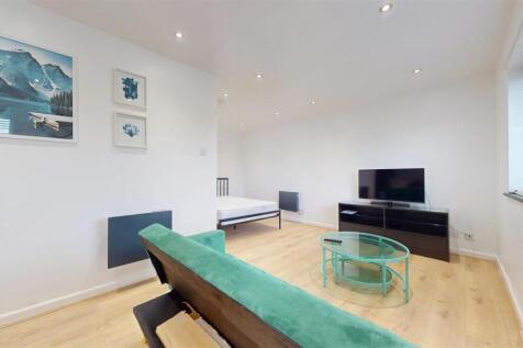 Castell Grove