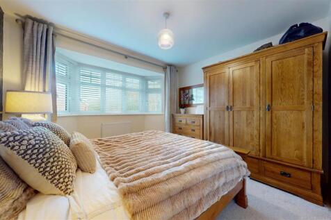 Cherwell Avenue Bedroom