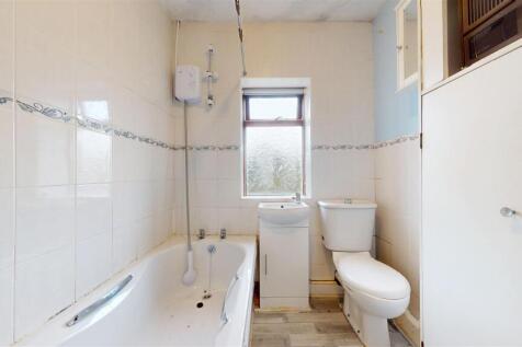 Belmont Avenue Bathroom