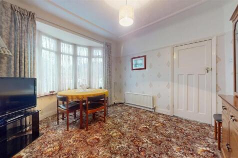 Birch Grove Dining Room