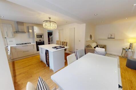 The Spires, Kitchen/Diner