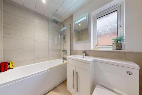 The Spires, En Suite