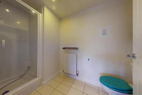 The Spires, En Suite