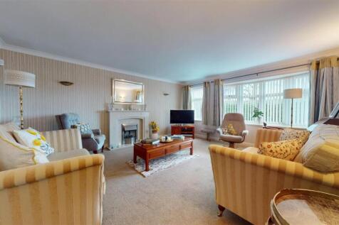 Tern Way, Reception Room