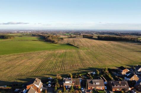Coultshead Avenue Front
