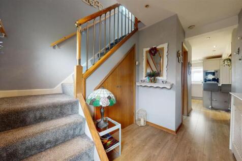 Coultshead Avenue Hallway