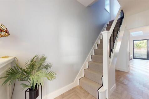 St Georges Avenue Hallway