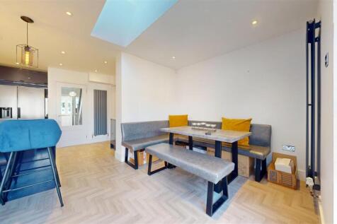 St Georges Avenue Kitchen Diner