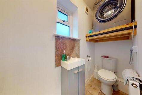 St Georges Avenue WC