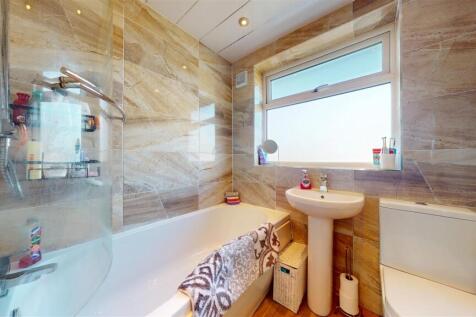 St Georges Avenue Bathroom