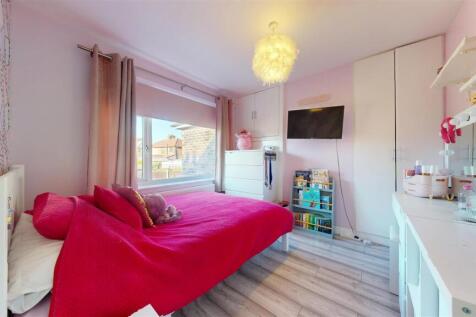 St Georges Avenue Bedroom