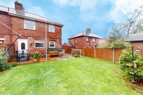 Leslie Road Rear Garden