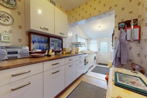 Queens Drive Kitchen