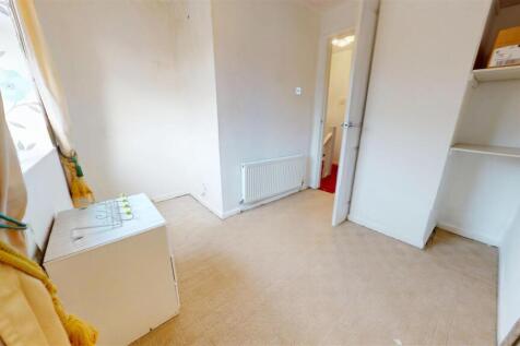 Holly Bank Grove Bedroom