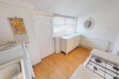 Holly Bank Grove Kitchen