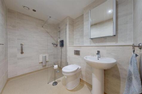 The Sailings Shower Room