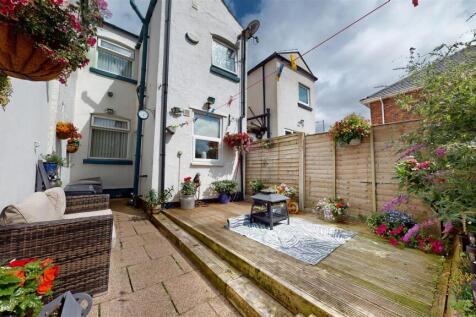 Ormskirk Road Rear Garden