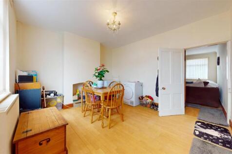 Ormskirk Road Reception Room