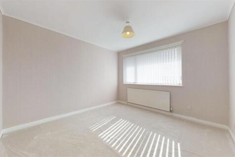 Linford Grove Bedroom