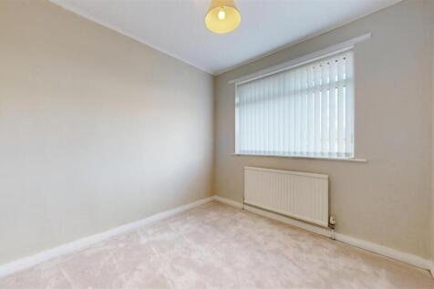 Linford Grove Bedroom
