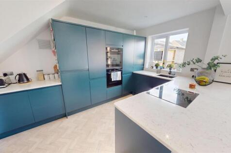 Heron Grove Kitchen Diner