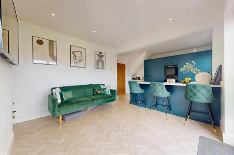 Heron Grove Kitchen Diner