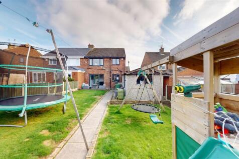 Heron Grove Rear Garden