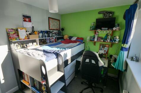Bedroom Two Duel Aspect
