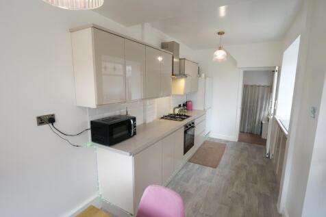 Kitchen Dual Aspect