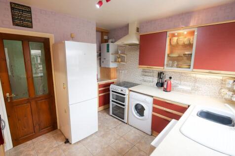 Kitchen Dual Aspect