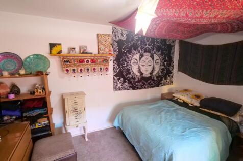 Flat 1 Master Bedroom
