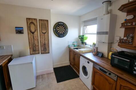 Flat 3 Kitchen