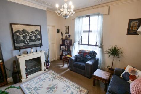 Flat One Lounge