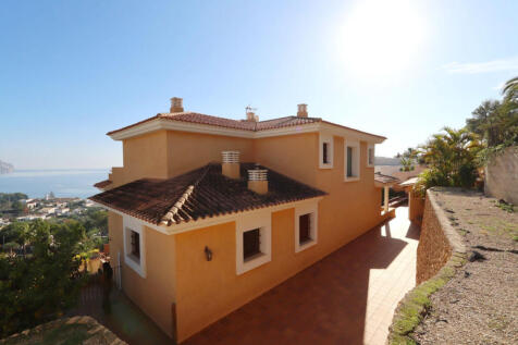 Property Image 4