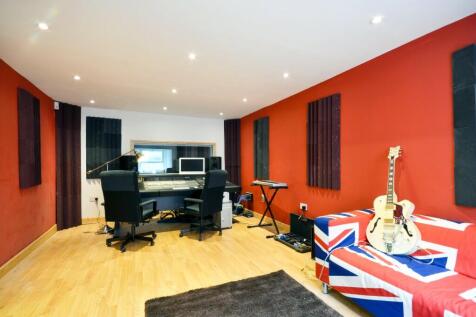 Property Image 35