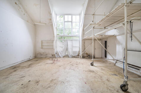 1364578-9-68e6860...